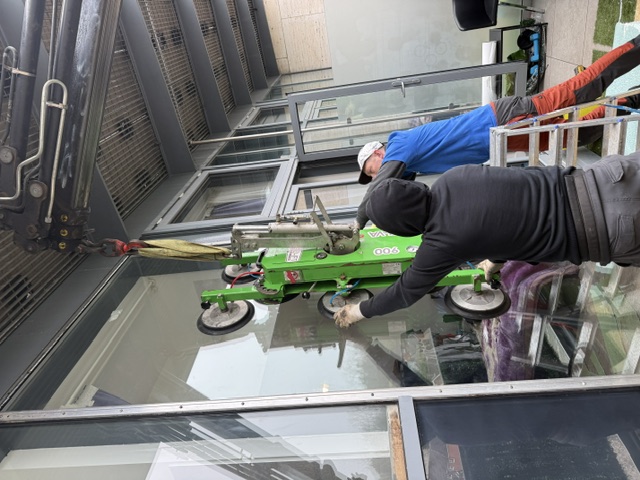 About Stamford Hill Glazing